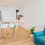 דירה Calabona's Promenade *